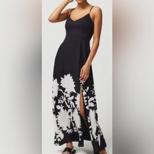 White House Black Market Stunning Spaghetti Strap Maxi Dress